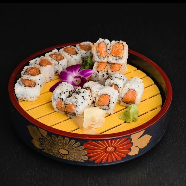 Spicy Maki Combo.